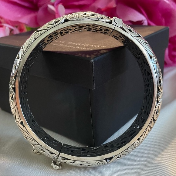 Silpada Sterling Silver Scroll Filigree ‘Forever Stunning’ Bangle B1829 - Picture 7 of 16